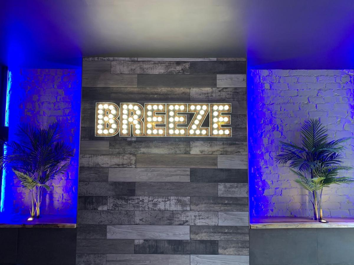 Breeze Suites - Luxury Group Accom - Sleeps 19 Blackpool Exterior photo